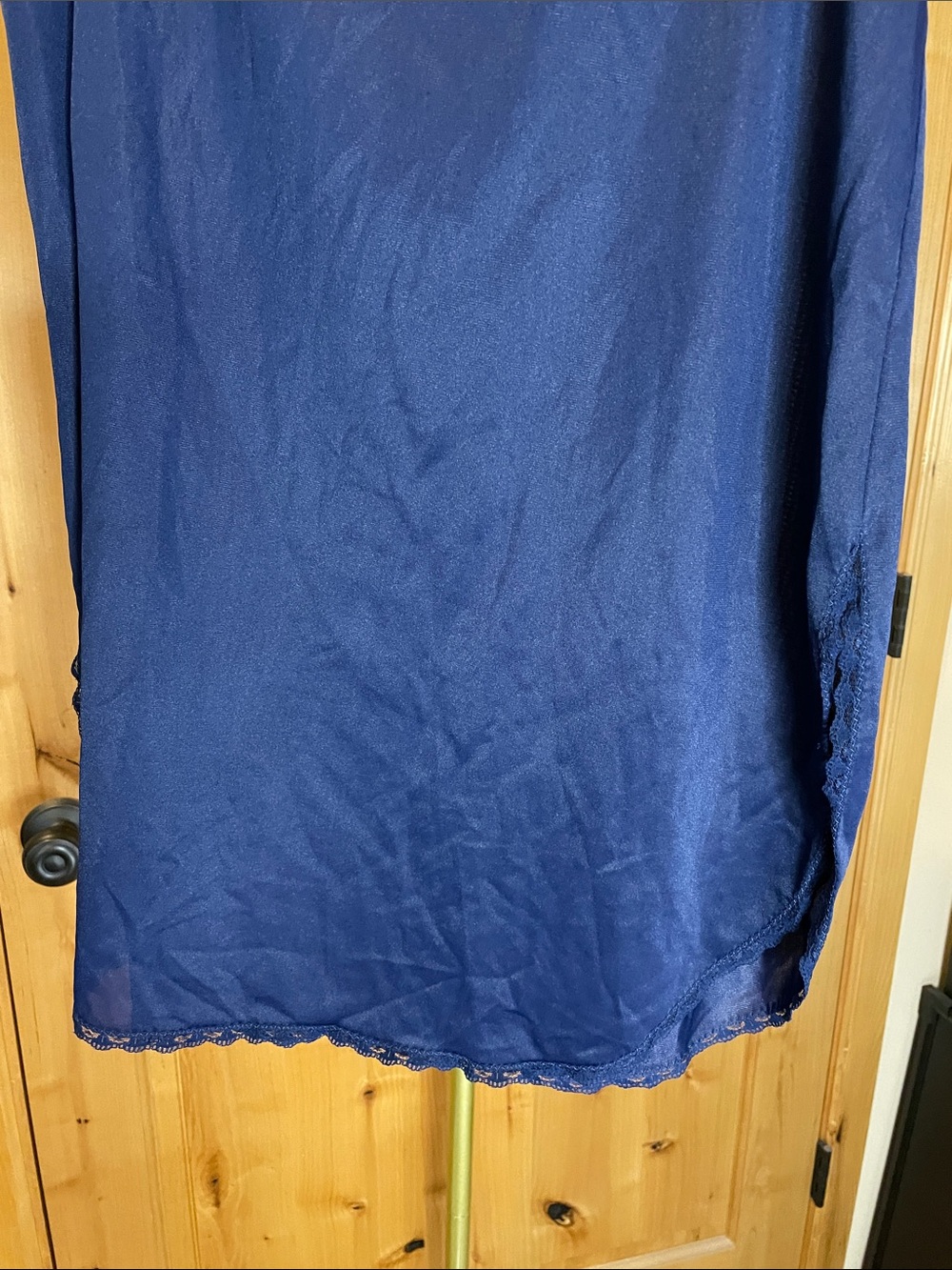 Classic Navy Slip Skirt - Women's Lightweight Layer Size S - Picture 3 of 12
